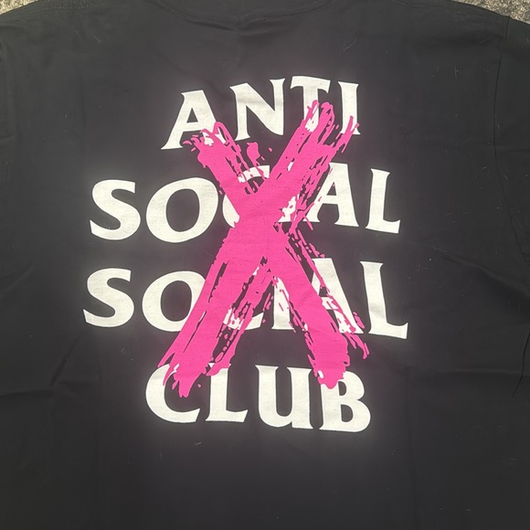 anti social social club tee! 4 LEFT!!! JUST NEED GONE - Picture 3 of 4